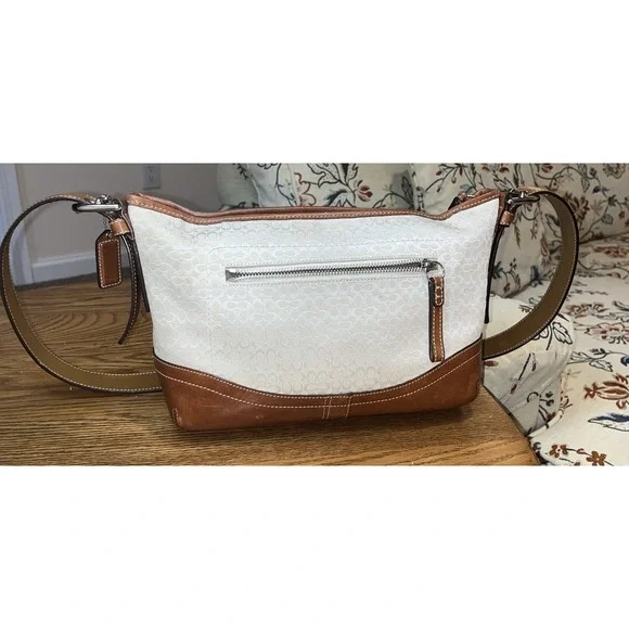 COACH White Sand Mn Signature E/W Sft Duffle 10945 Orig $268 - Picture 5 of 16